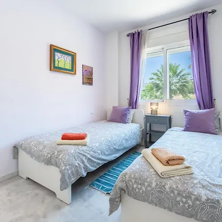 Donna * Estepona
